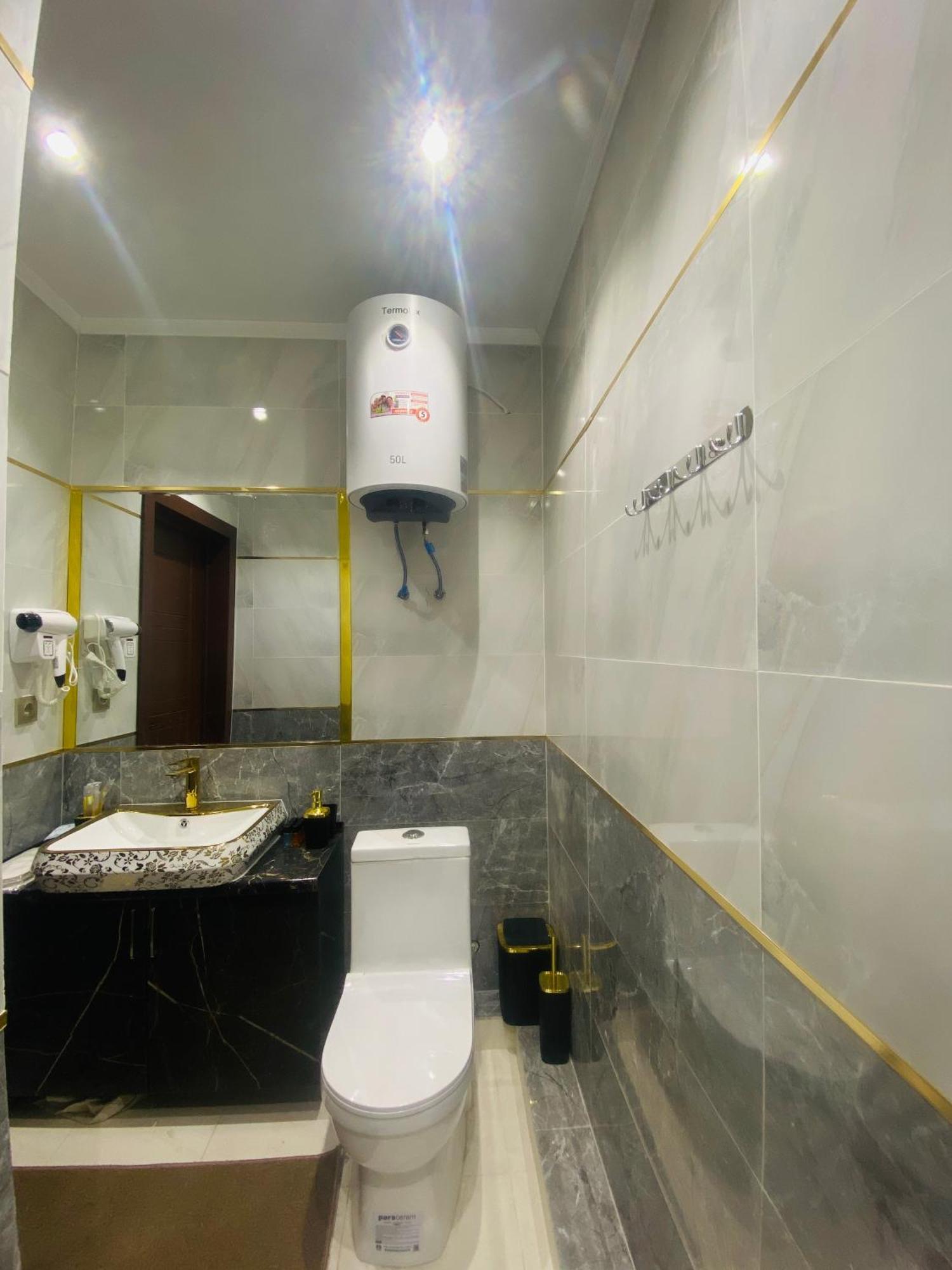 Baland Hotel Duşanbe Dış mekan fotoğraf
