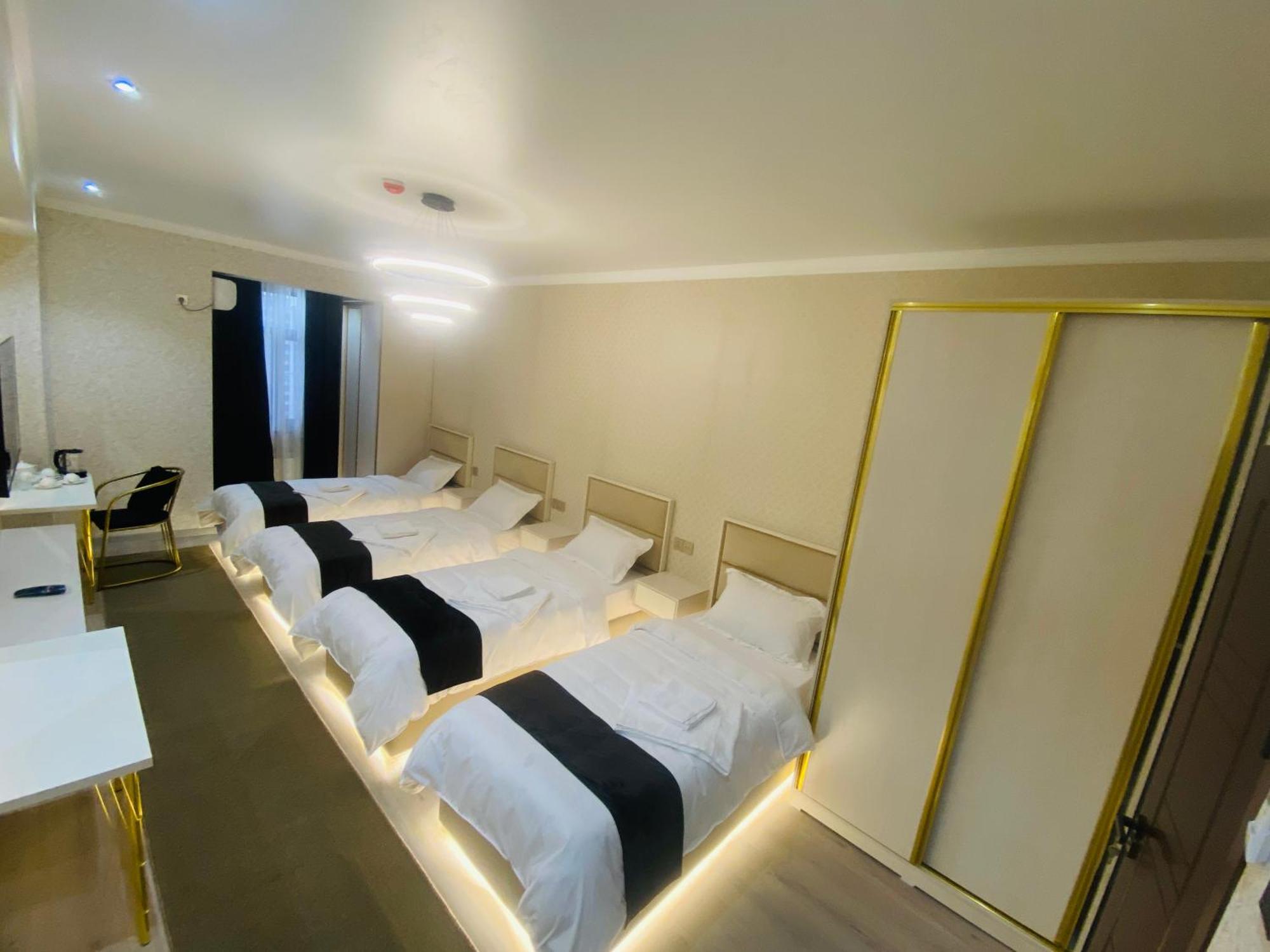 Baland Hotel Duşanbe Dış mekan fotoğraf