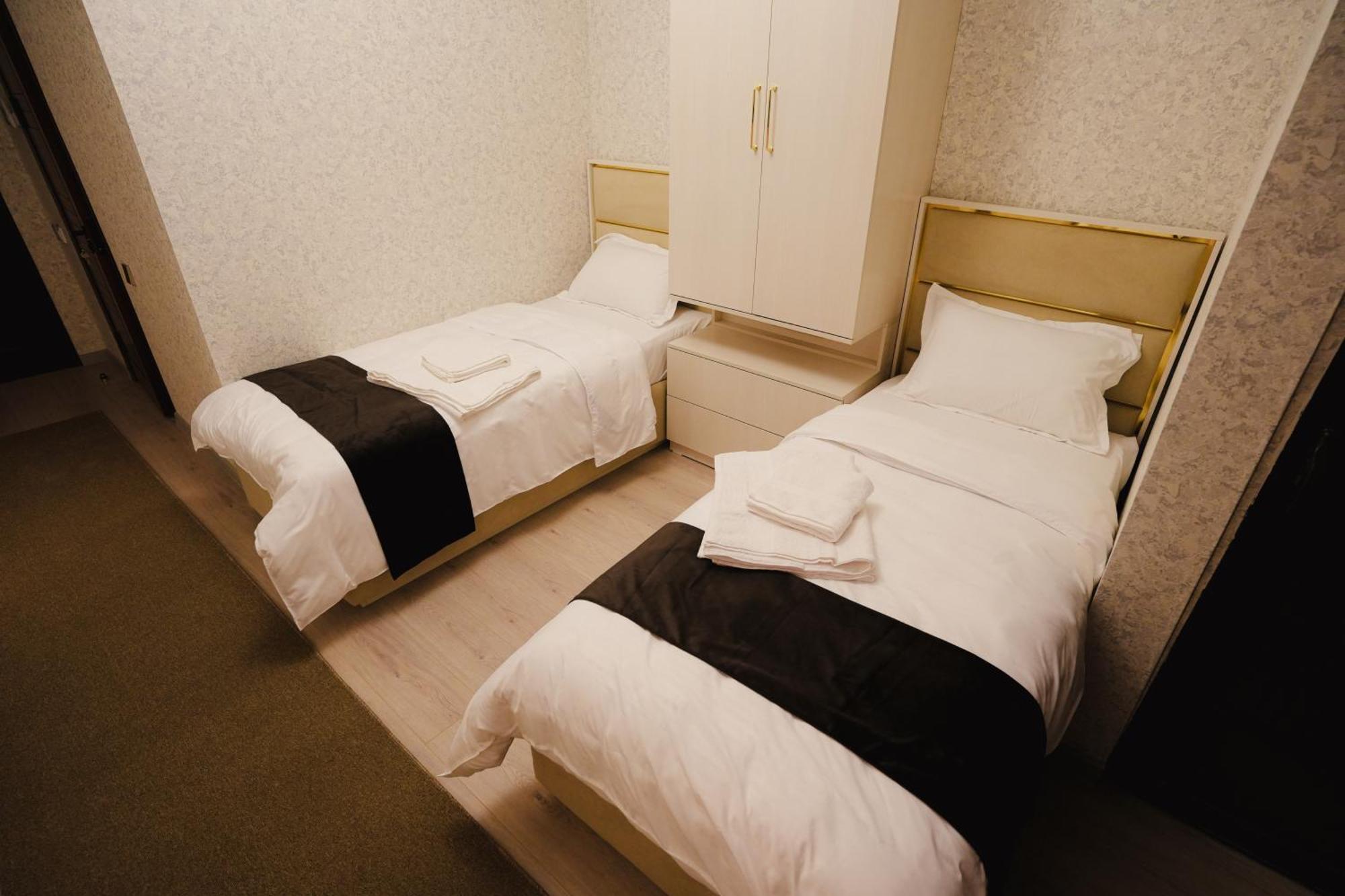 Baland Hotel Duşanbe Dış mekan fotoğraf