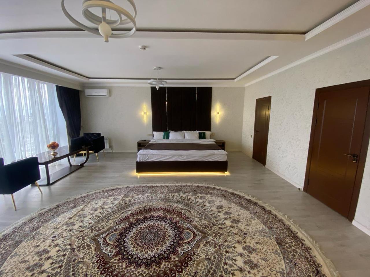 Baland Hotel Duşanbe Dış mekan fotoğraf