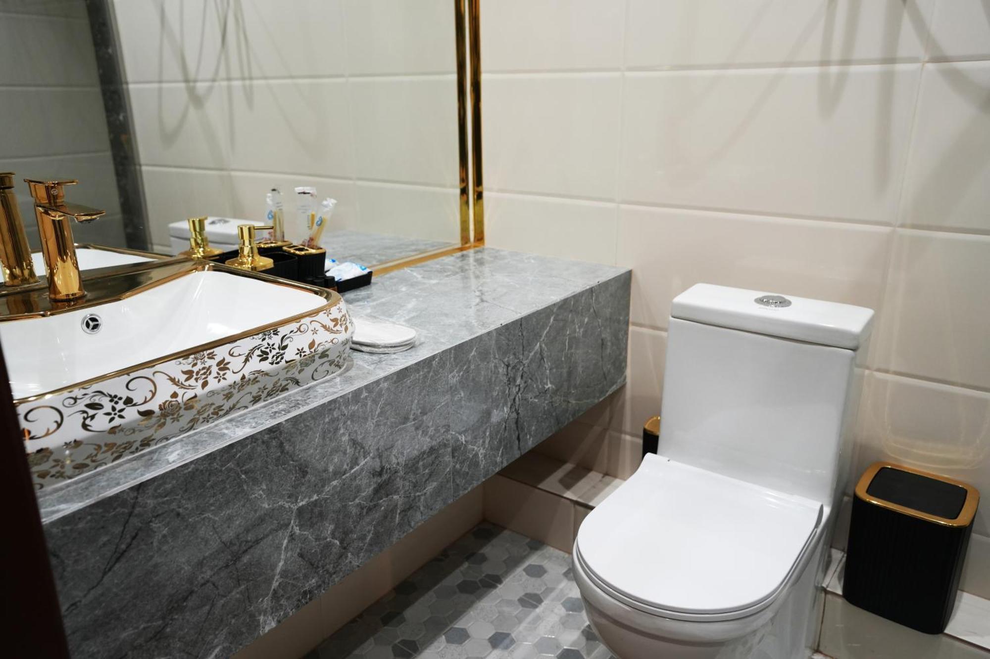 Baland Hotel Duşanbe Dış mekan fotoğraf