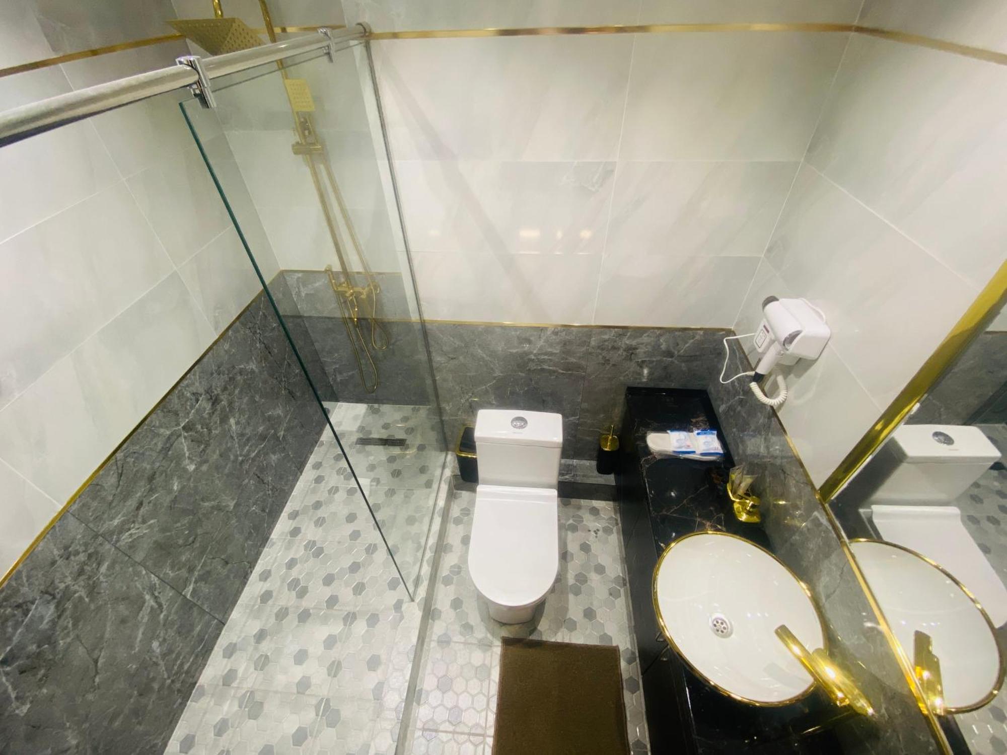 Baland Hotel Duşanbe Dış mekan fotoğraf