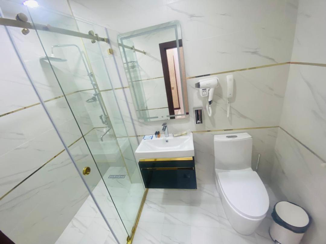 Baland Hotel Duşanbe Dış mekan fotoğraf